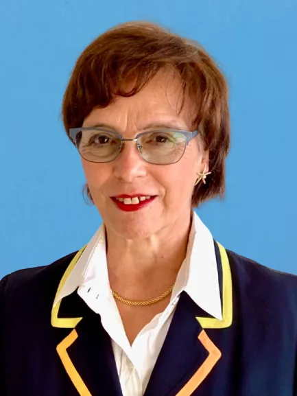 team-member-img